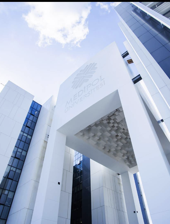Istanbul Medipol University متطلبات اللغة الإنجليزية وتغييرات الإعفاء منها